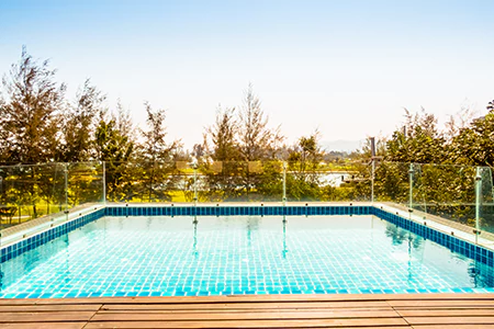 Cost of Glass Pool Fence Repair in Panama City, FL